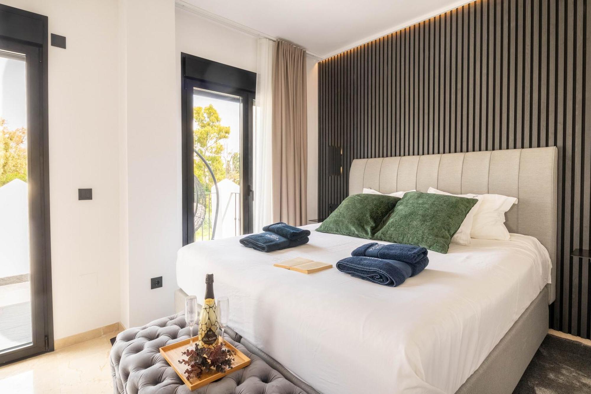 Villa New Zacaluca Pool Sauna & Gym - Happy Rentals Marbella Eksteriør bilde